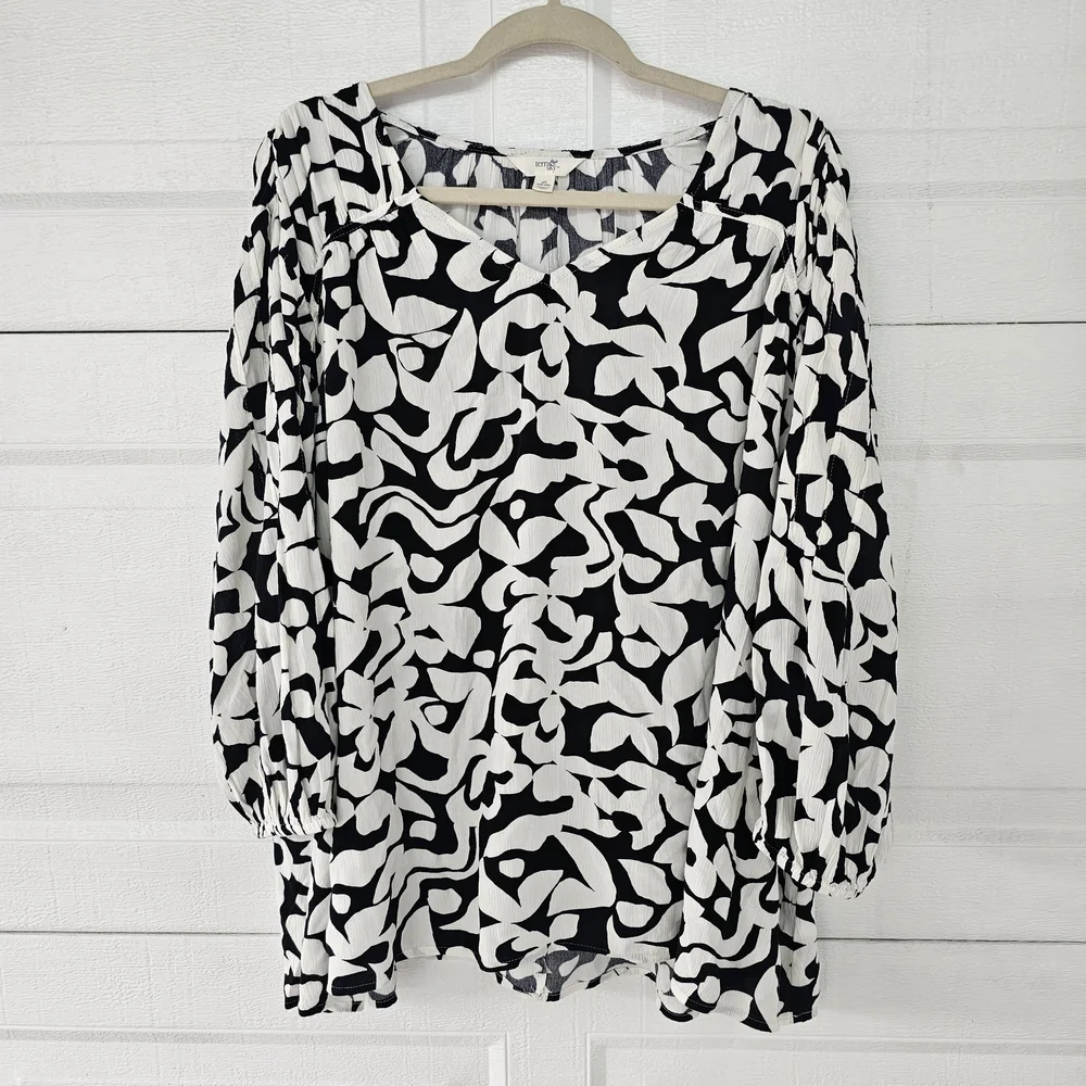 Terra & Sky Woman's Boho Minimalist Abstract Blouse Plus Size 3X Flowy Top - Picture 3 of 14